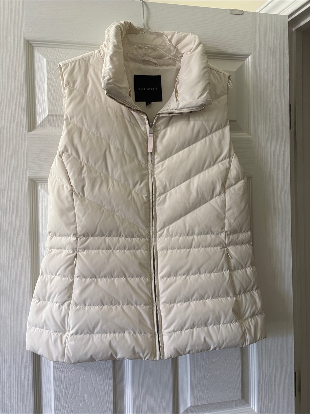*Talbots Fur Collar Winter White Chevron Quilted Puffer Down Zipper Vest Layers - Picture 16 of 16